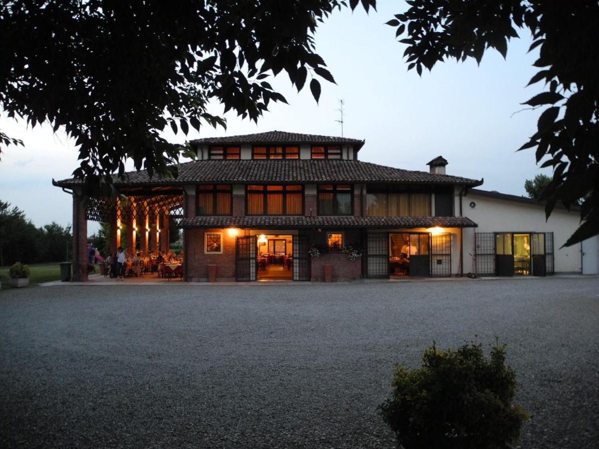 Albergo Da Ca' Vecia Spilamberto Екстер'єр фото